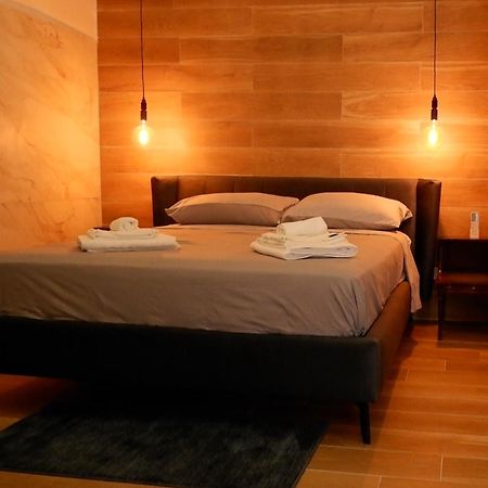 Railway Rooms Barletta Bagian luar foto