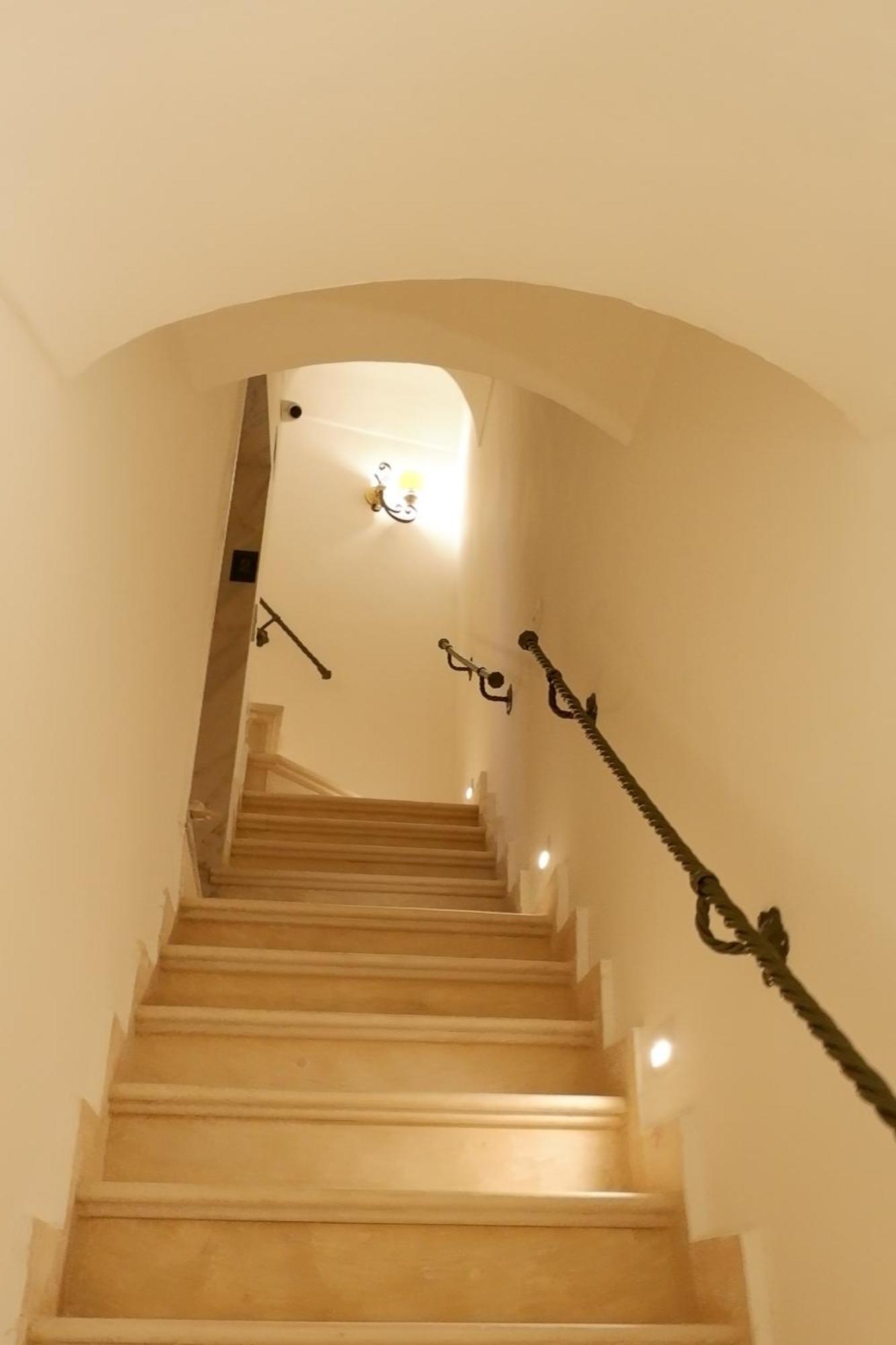 Railway Rooms Barletta Bagian luar foto