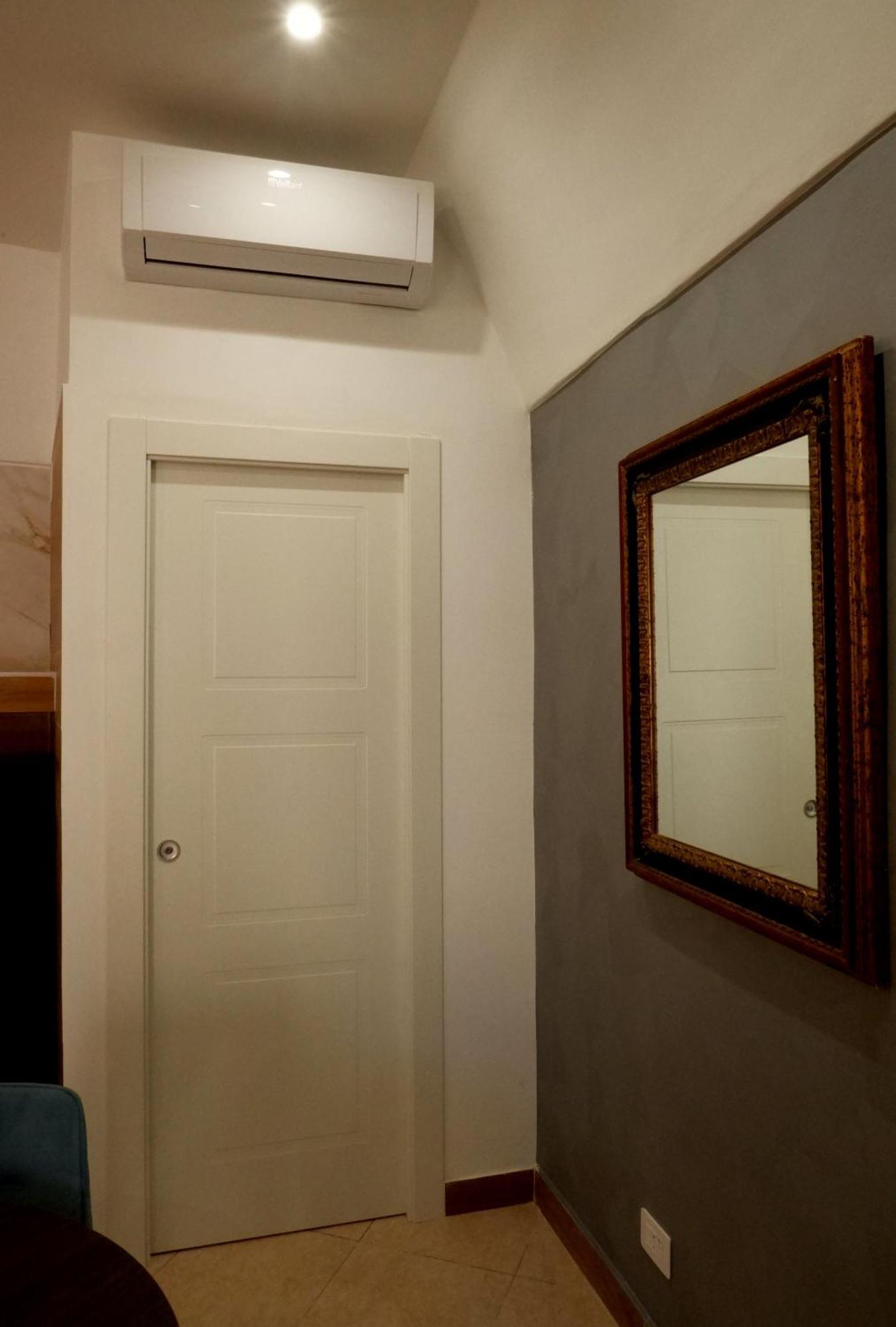 Railway Rooms Barletta Bagian luar foto