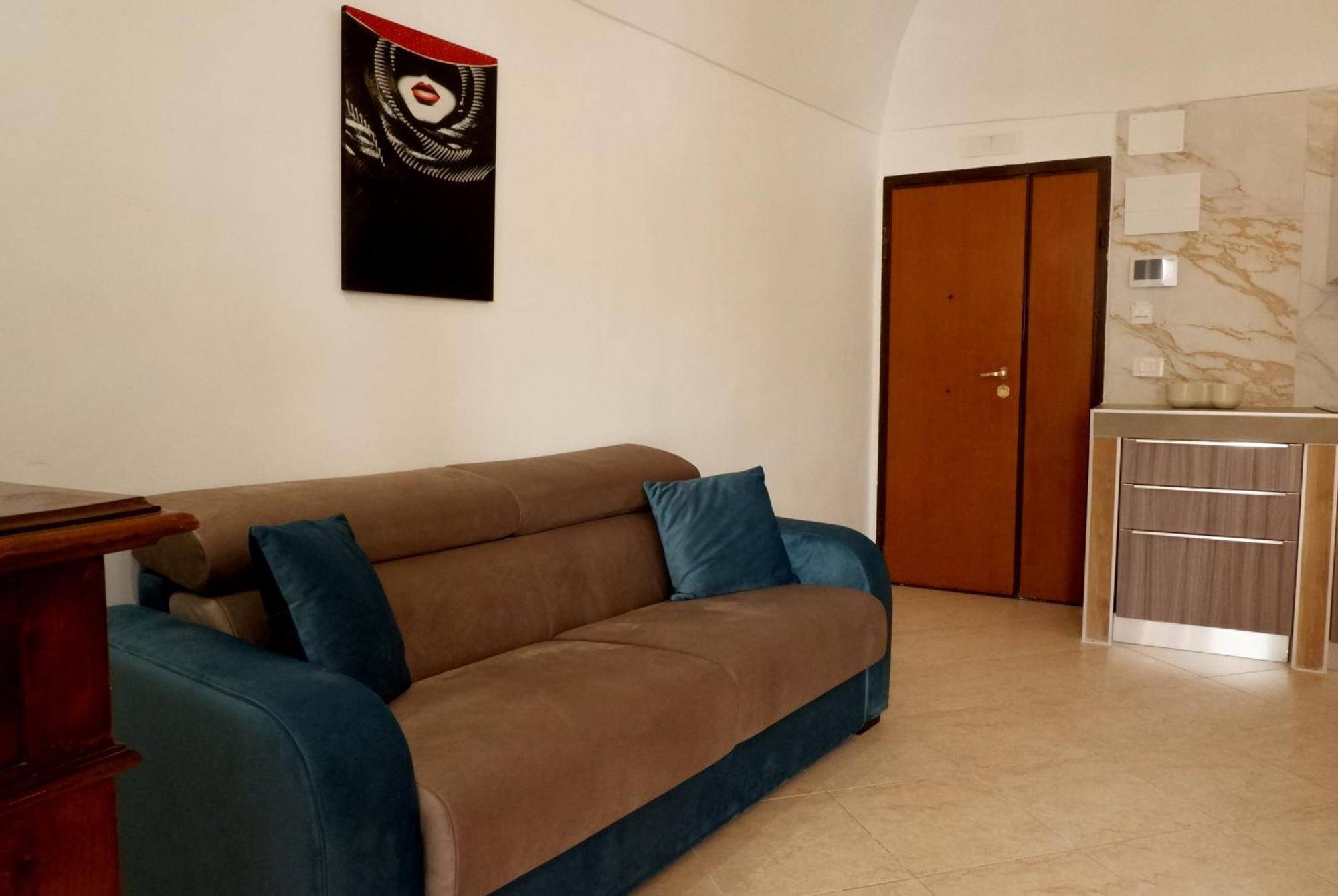 Railway Rooms Barletta Bagian luar foto